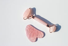 Load image into Gallery viewer, rose quartz guasha, guasha, rose quartz face roller, face roller benefits, earth angel energy
